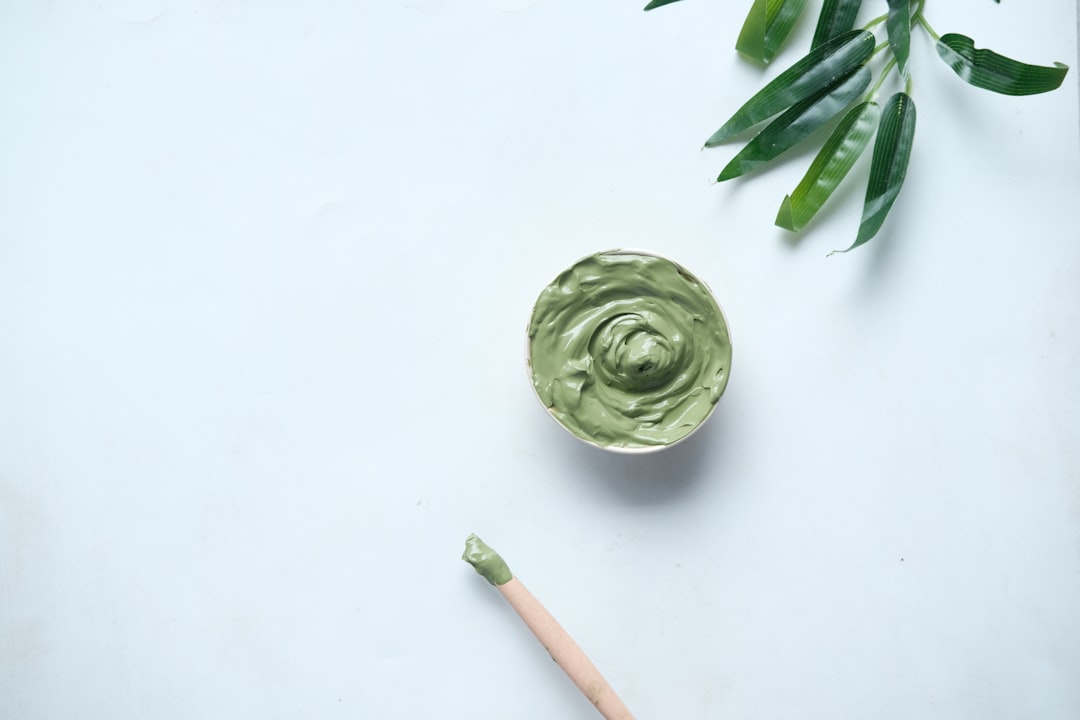 食用香精在烘焙产品中的风味应用与调配技术解析